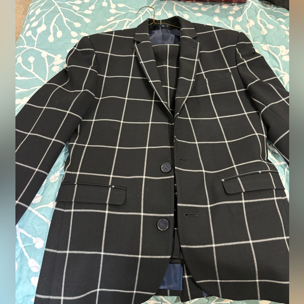 Men’s complete suit set- ASOS design brand.